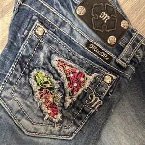Miss Me Capri Embellished Jeans Size 14